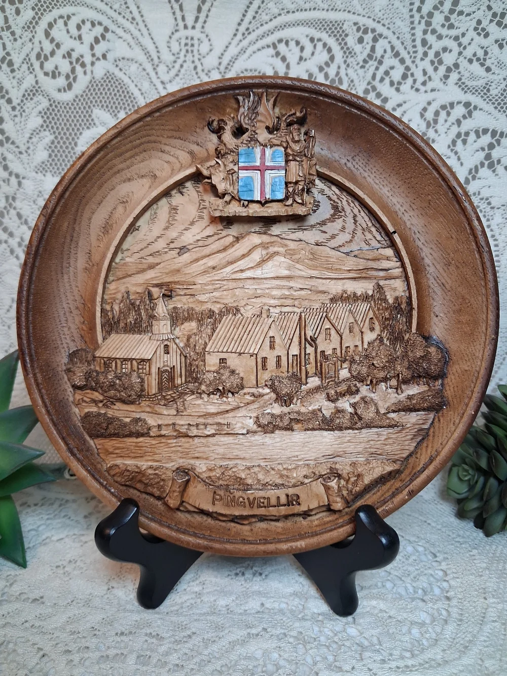Vintage Icelandic Pingvellir(Thingvellir) Wood/Resin Wall Plaque Coat Of Arms